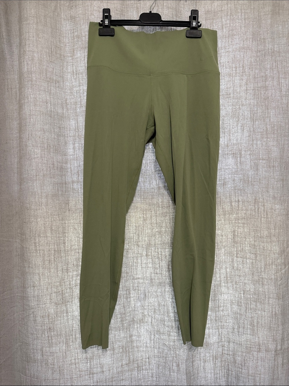 Nike Zenvy Green Gentle-Support High-Waisted Leggings - Picture 2 of 9